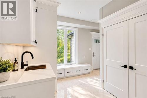 18 Elder Crescent, Ancaster, ON 