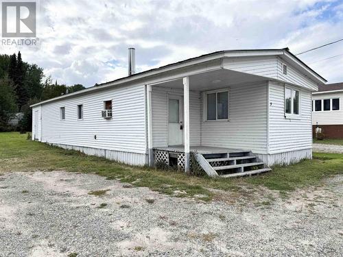 3 Fontaine Dr, Chapleau, ON 