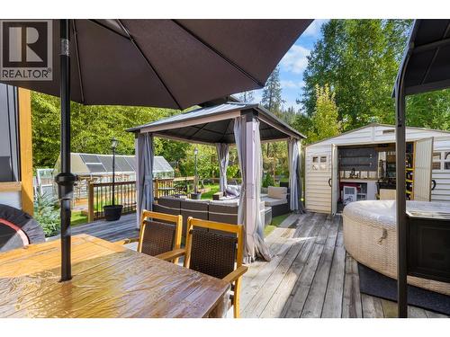 8440 3 & 95 Highway Lot# 135, Yahk, BC 
