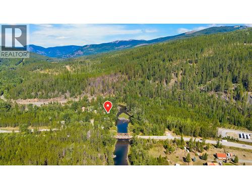 8440 3 & 95 Highway Lot# 135, Yahk, BC 