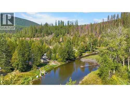 8440 3 & 95 Highway Lot# 135, Yahk, BC 