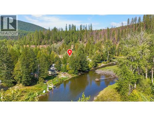 8440 3 & 95 Highway Lot# 135, Yahk, BC 