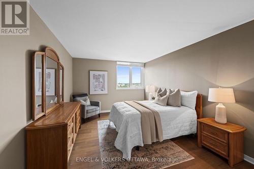 1905 - 1500 Riverside Drive, Ottawa, ON 