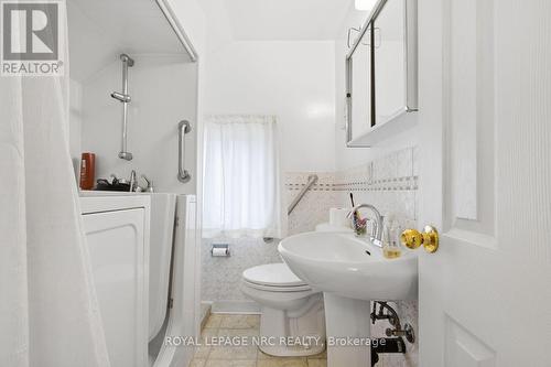 24 Fifth Street, Welland (Lincoln/Crowland), ON 