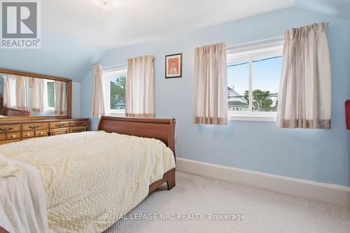 24 Fifth Street, Welland (Lincoln/Crowland), ON 
