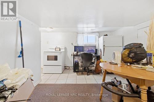 24 Fifth Street, Welland (Lincoln/Crowland), ON 