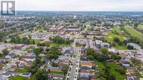 24 Fifth Street, Welland (Lincoln/Crowland), ON 