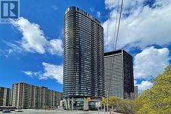 420 - 585 BLOOR STREET E Toronto, ON M4W 0B3