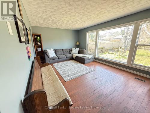 1860 7Th Avenue W, Owen Sound, ON 