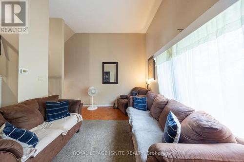 4 - 21 Rockwood Drive, Toronto, ON 
