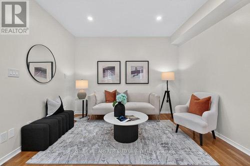 571 Reeves Way Boulevard, Whitchurch-Stouffville, ON 