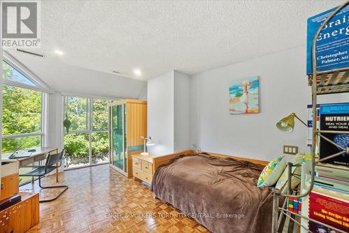 Th18 - 100 Arbors Lane, Vaughan, ON 