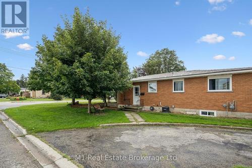 205 Albert Street, Minto, ON 