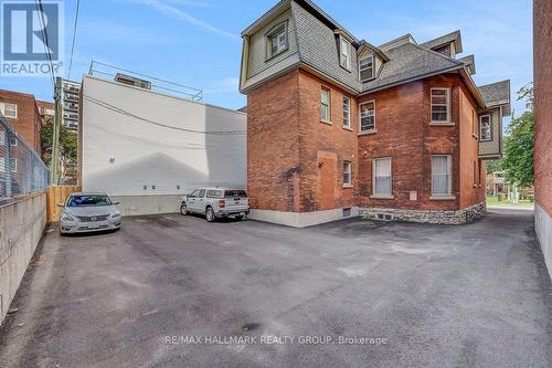 161-163 Gilmour Street, Ottawa, ON 