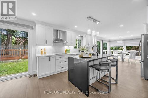 52 Fenwick Crescent, Markham, ON 