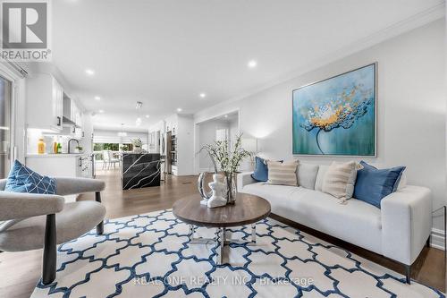 52 Fenwick Crescent, Markham, ON 