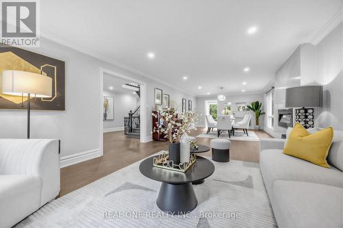 52 Fenwick Crescent, Markham, ON 