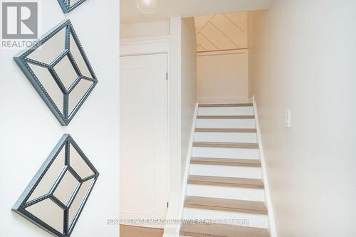 823 Laurier Avenue, Milton, ON 