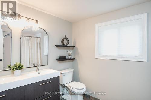 823 Laurier Avenue, Milton, ON 