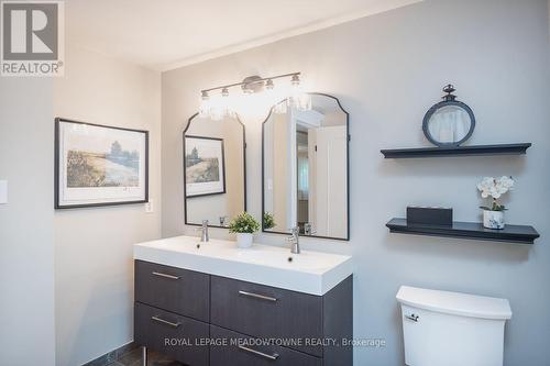 823 Laurier Avenue, Milton, ON 