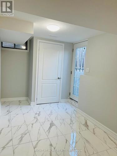 LOWER - 314 HARROWSMITH DRIVE , Mississauga, Ontario L5R 1P7 2