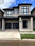 1371 PEONY PATH Oakville, ON L6H 7Z8