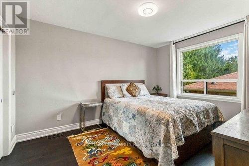 2 Munhall Road, Toronto, ON 