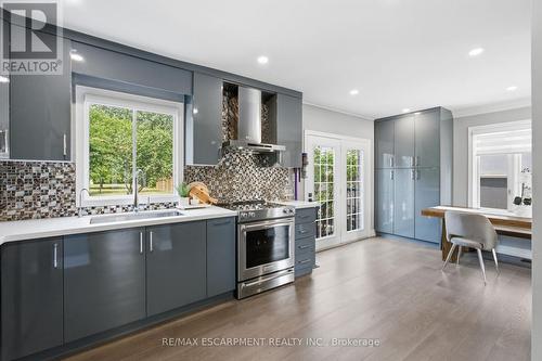 513 Maplehurst Avenue, Oakville, ON 