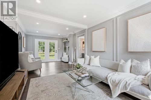 513 Maplehurst Avenue, Oakville, ON 