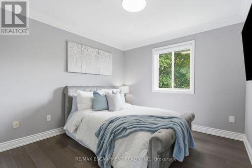 513 Maplehurst Avenue, Oakville, ON 