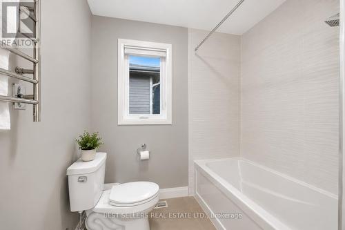 395 Klein Circle, Hamilton, ON 