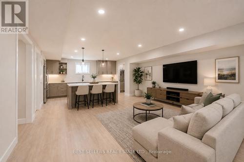 Virtually Staged - 395 Klein Circle, Hamilton, ON 
