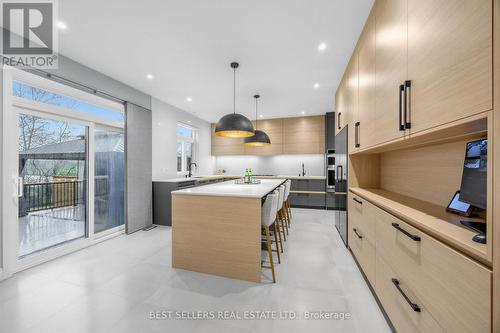 395 Klein Circle, Hamilton, ON 