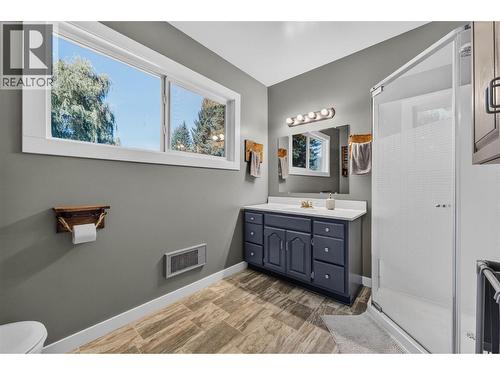 717 Larsen Road, Salmo, BC 
