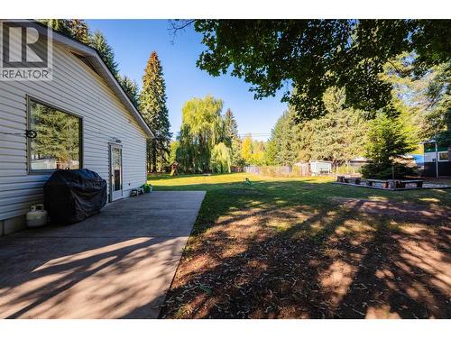 717 Larsen Road, Salmo, BC 