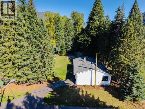 717 Larsen Road, Salmo, BC 