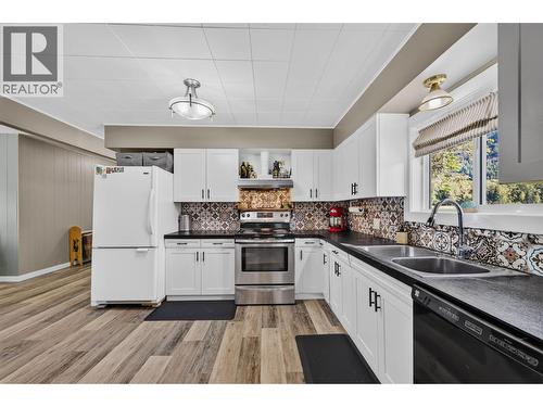 717 Larsen Road, Salmo, BC 