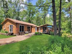 396 NORTH SHORE ROAD Kawartha Lakes (Laxton/Digby/Longford), ON K0M 2B0