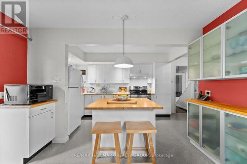 14 Sandwell Crescent, Ottawa, ON 
