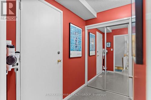 14 Sandwell Crescent, Ottawa, ON 