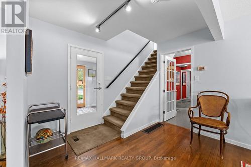 14 Sandwell Crescent, Ottawa, ON 