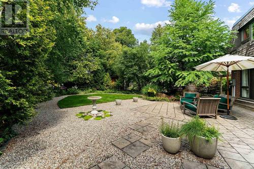 14 Sandwell Crescent, Ottawa, ON 