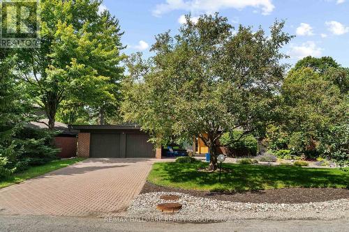 14 Sandwell Crescent, Ottawa, ON 