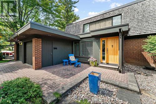 14 Sandwell Crescent, Ottawa, ON 
