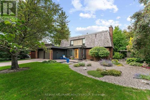 14 Sandwell Crescent, Ottawa, ON 