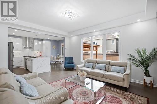 834 Regulus Ridge, Ottawa, ON 