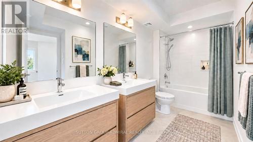 Primary Ensuite - 1 - 70 Green Gardens Boulevard, Toronto, ON 