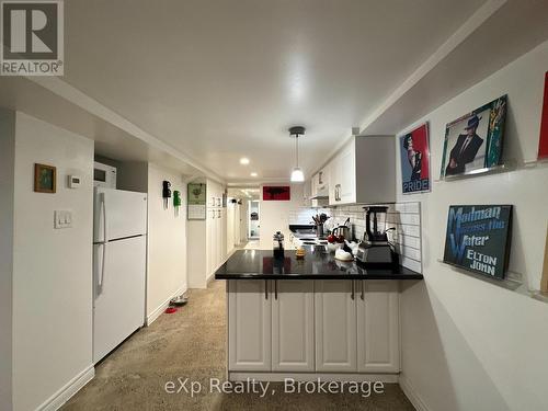 3 - 36 SECOND STREET , Toronto (New Toronto), Ontario M8V 2X2 4