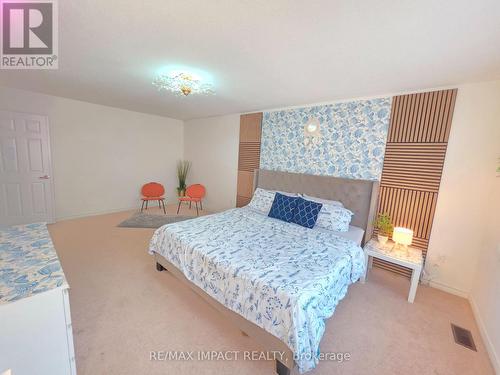 1318 Apollo Street, Oshawa, ON 