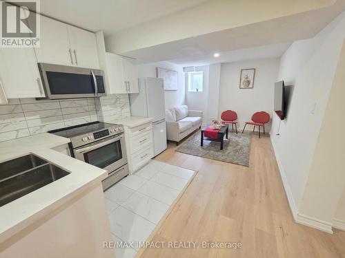 1318 Apollo Street, Oshawa, ON 